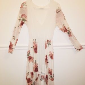 Beautiful White/Floral High Low Dress Size Large